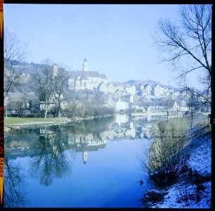 Horb: Stadtbild spiegelt sich im Neckar