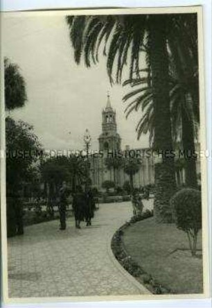 Plaza de Armas mit Kathedrale in Arequipa, Peru
