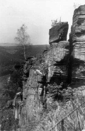 Westerzgebirge. Wolkensteiner Schweiz. Glimmerschieferklippen gegen Zschopautal
