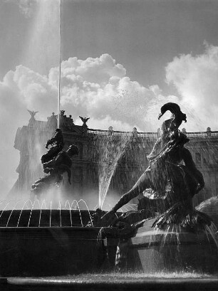 Rom. Esedra-Platz, Najadebrunnen von Rutelli