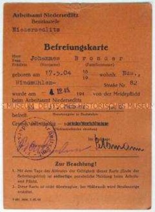 Bescheinigung über die Befreiung von der Meldung beim Arbeitsamt - Personenkonvolut