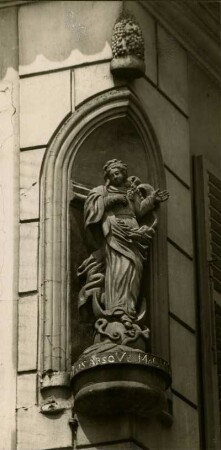 Maria