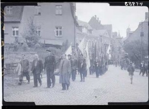 Demonstration zur Einweihung des Gedenksteines für Ernst Schneller am 14.09.1952 : Demonstration zur Einweihung des Gedenksteines für Ernst Schneller