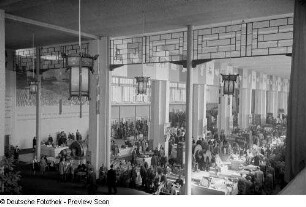 Blick in einen Teil der chinesischen Ausstellungshalle