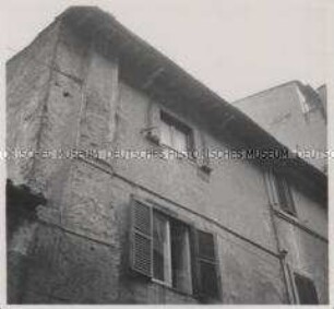 Rom, Casa di Raffaello, Fenster der Geliebten Raffaels