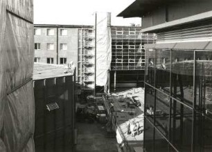 Dresden-Altstadt, Bernhard-von-Lindenau-Platz 1. Neubau Sächsischer Landtag. Blick vom Elbflügel in den Innenhof