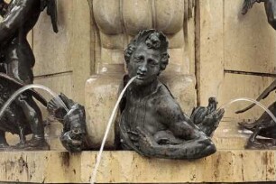 Herkulesbrunnen — Brunnenfigur