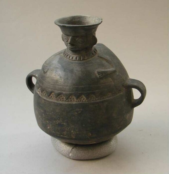 Clay vessel