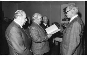 Kleinbildnegativ: Parteivorstand der SEW, 1979