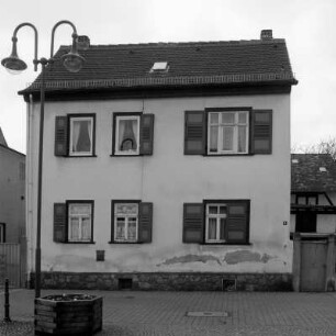 Wohnhaus; Bad Homburg, Bachstraße 6