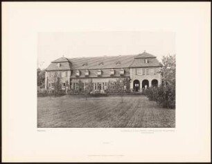 Landhaus Dr. Franz Oppenheim, Berlin-Wannsee: Ansicht der Fassade vom Garten aus (aus: Alfred Messel, 1912)