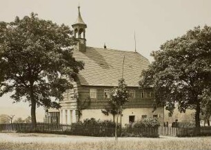 Neuwernsdorf. Schule. Außenansicht