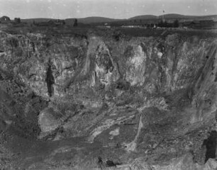 Tagebau : Blick auf eine Tagebaugrube