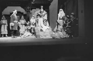 Szenenbilder aus "Turandot" von C. Gozzi, Theater der Jungen Garde, 1953