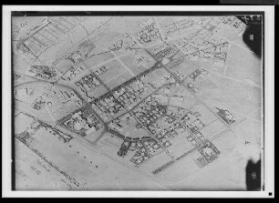 Neu-Heliopolis nordöstlich von Kairo (Format 12x16)
