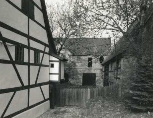 Roßwein-Ullrichsberg, Nummer 4. Vierseithof (1801/1900). Teilansicht mit Wirtschafts- und Stallgebäude