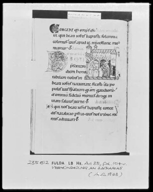 Capitula et Orationes officii — Verkündigung an Zacharias, Folio 104verso