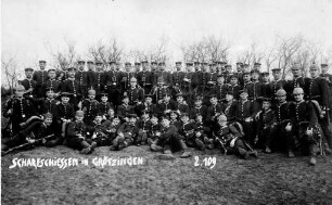 Erster Weltkrieg - Reservelazarett Harmonie Heidelberg und 1. Bad. Leibgrenadier-Regiment Nr. 109. Unbekannte Soldaten
