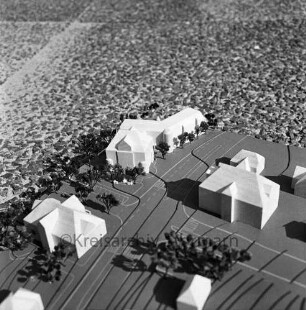 Architekturmodell: Erweiterungsbau der Theodor-Storm-Schule: Siegerentwurf von Peter Esau und Rolf Griesenberg