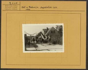 Sorbentreffen in Radibor 1946. Festumzug : Zlět w Radworju 1946. Swjedźenski ćah