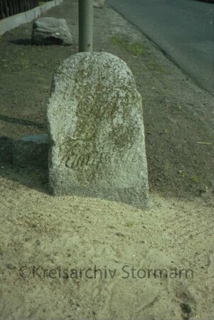 Wiemerskamp: Grenzstein [Nr. 1] zwischen Gut Wulksfelde und Gut Tangstedt: Seite Tangstedt
