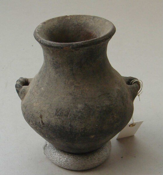 Clay vessel