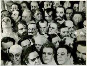 Wachsfiguren des Bildhauers L.E.Oates