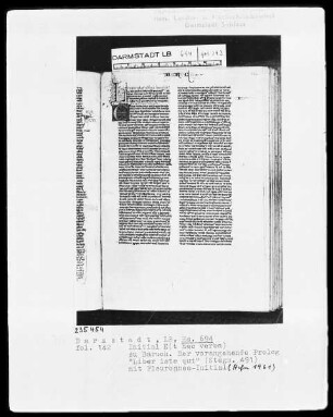 Biblia sacra mit einem altlateinischen Judith-Text — Initiale E(t hec verba), Folio 142recto