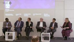 Responsibility and Governance in the digital realm
