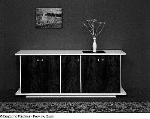 Anrichte (Modell 8420)