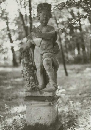 Putto, wohl Allegorie des Winters
