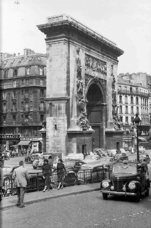 Paris: Tor; Rue St. Denis, seitlich [Porte Saint-Denis]