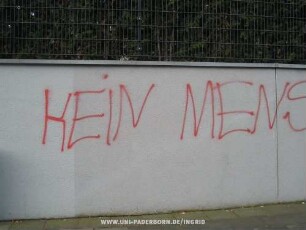 KEiN MENSCH IST iLLEGAL!