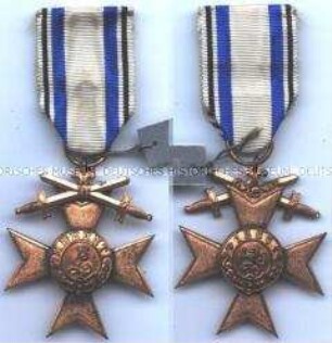 Militärverdienstkreuz des Militär-Verdienstorden 3. Klasse mit Schwertern am Kriegsband