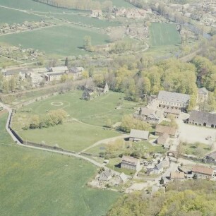 Nossen-Zella. Ehem. Zisterzienserkloster Altzella. Luftbild-Schrägaufnahme von Westsüdwesten