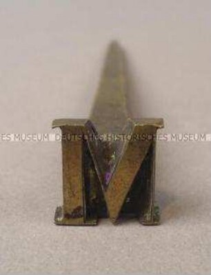 Typenstempel "M"