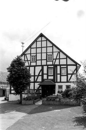 Wohnhaus (Wohnhaus, Fachwerk); Vöhl, Brunnenstraße 1