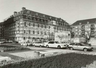 Hotel "Gewandhaus" eingerüstet während Sanierung und Umbau zum Luxushotel Radisson SAS Gewandhaus-Hotel : Dresden-Altstadt, Ringstraße 1. Hotel "Gewandhaus" eingerüstet während Sanierung und Umbau zum Luxushotel Radisson SAS Gewandhaus-Hotel