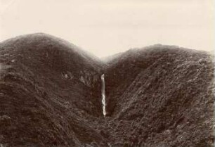 Der Wasserfall Jatuna über Quito am Ostabhang des Rucu-Pichincha