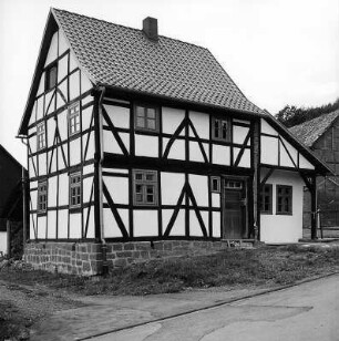 Neu-Eichenberg, Karlsbrunnenstraße 2a