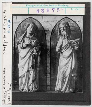 Lübeck, St. Annen-Museum: Figuren aus der Burgkirche