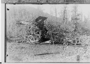 Haubitze (21 cm) mit Fliegerdeckung