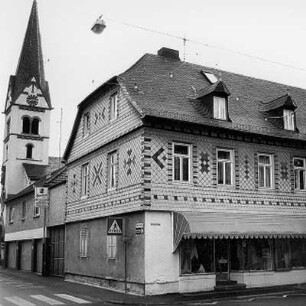 Hochheim am Main, Weiherstraße 13