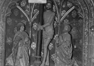 Christus an der Geißelsäule, von zwei Stiftern verehrt