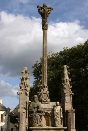 Frankreich. Bretagne. Finistere. Kergoat. Chapelle de Kergoat. Calvaire