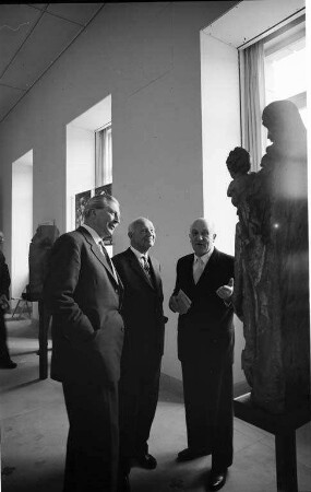 Neueröffnung des Badischen Landesmuseums im wiederaufgebauten Mitteltrakt des Karlsruher Schlosses.