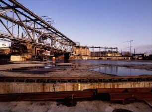 Dresden, Kraftwerk Mitte : Dresden-Altstadt. Heizkraftwerk Mitte (1895, 1926-1928 Umbau und Erweiterung; stillgelegt 1994). Kohlenlager zwischen Könneritzstraße und Löbtauer Straße