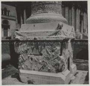 Rom, Trajansforum, der Sockel der Trajanssäule