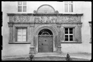 Haynau (Chojnów/Polen). Schloss (Heimat-Museum). Renaissanceportal
