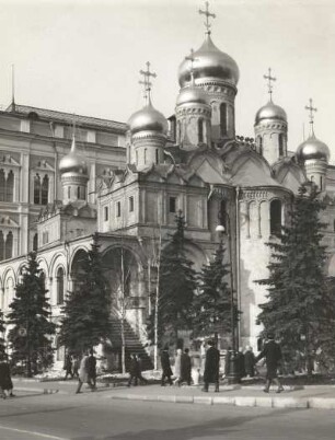 Moskau. Blagoweschtschenski-Kathedrale (1484-1489). Blick gegen den Kreml